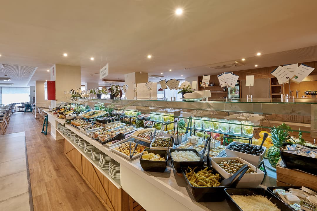 https://a.storyblok.com/f/302737/2120x1413/cf0c6c08a8/restaurante-copia.jpg