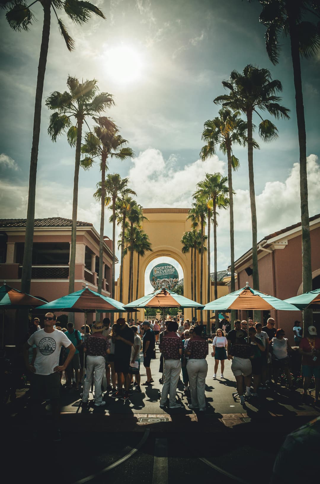 https://a.storyblok.com/f/302737/3264x4928/c8d0e56087/parks_florida.jpg