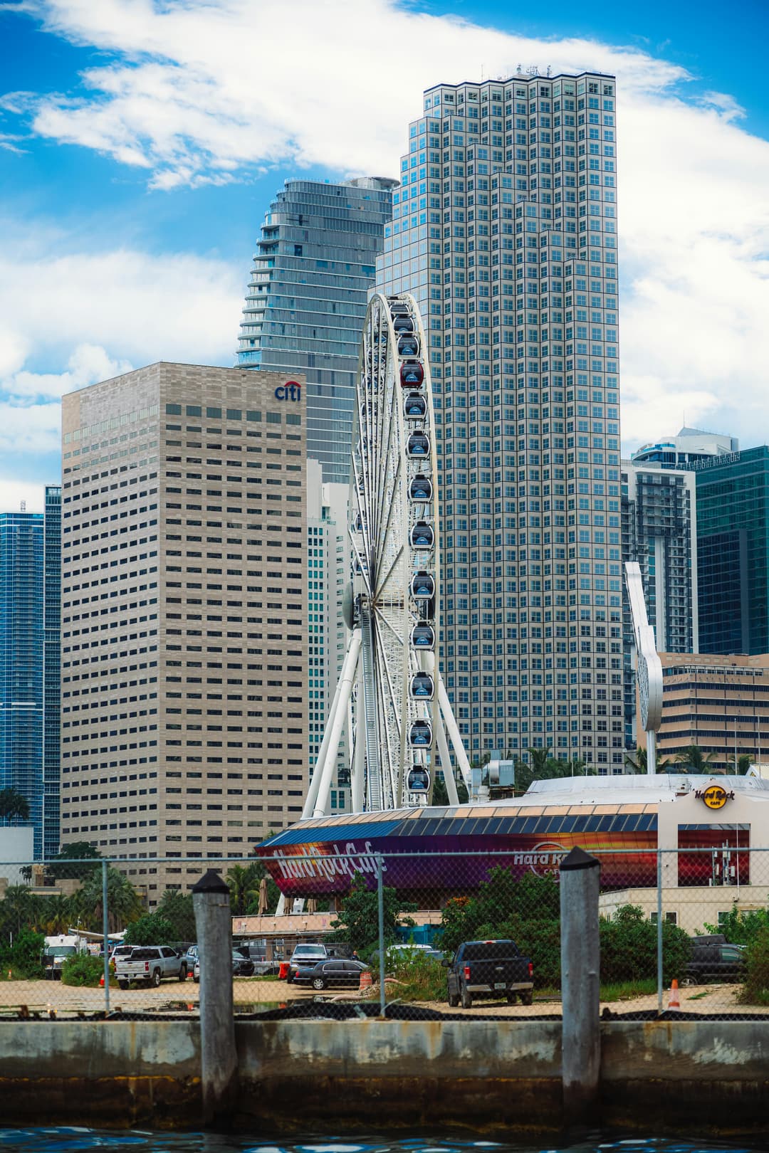 https://a.storyblok.com/f/302737/4672x7008/f2f17d356b/hardrock_miami.jpg