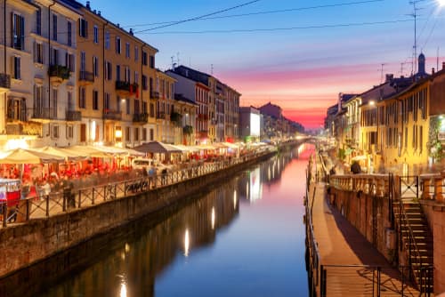 https://a.storyblok.com/f/302737/500x334/b0bb0b82f7/navigli_milano2.jpg