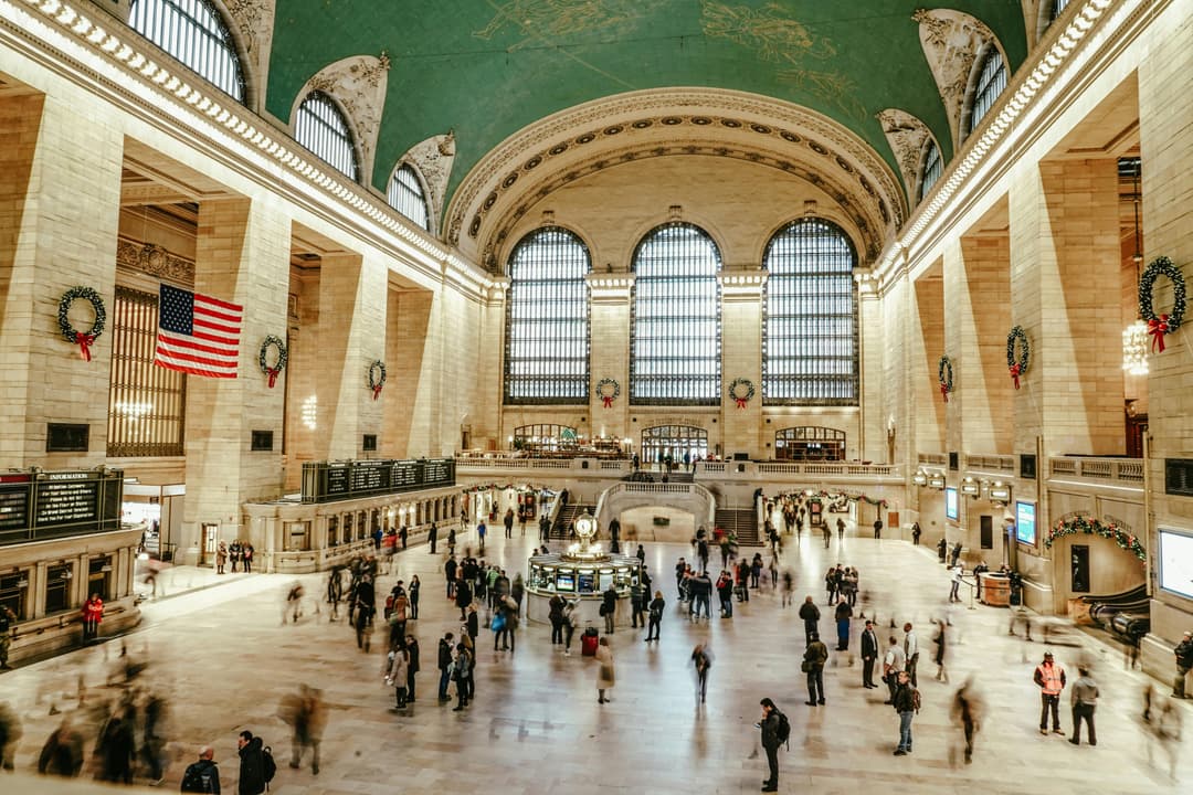 https://a.storyblok.com/f/302737/6000x4000/fb4d131b96/nyc_grandcentral.jpg